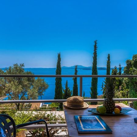 Corfu Luxury Villas Barbati Exterior photo