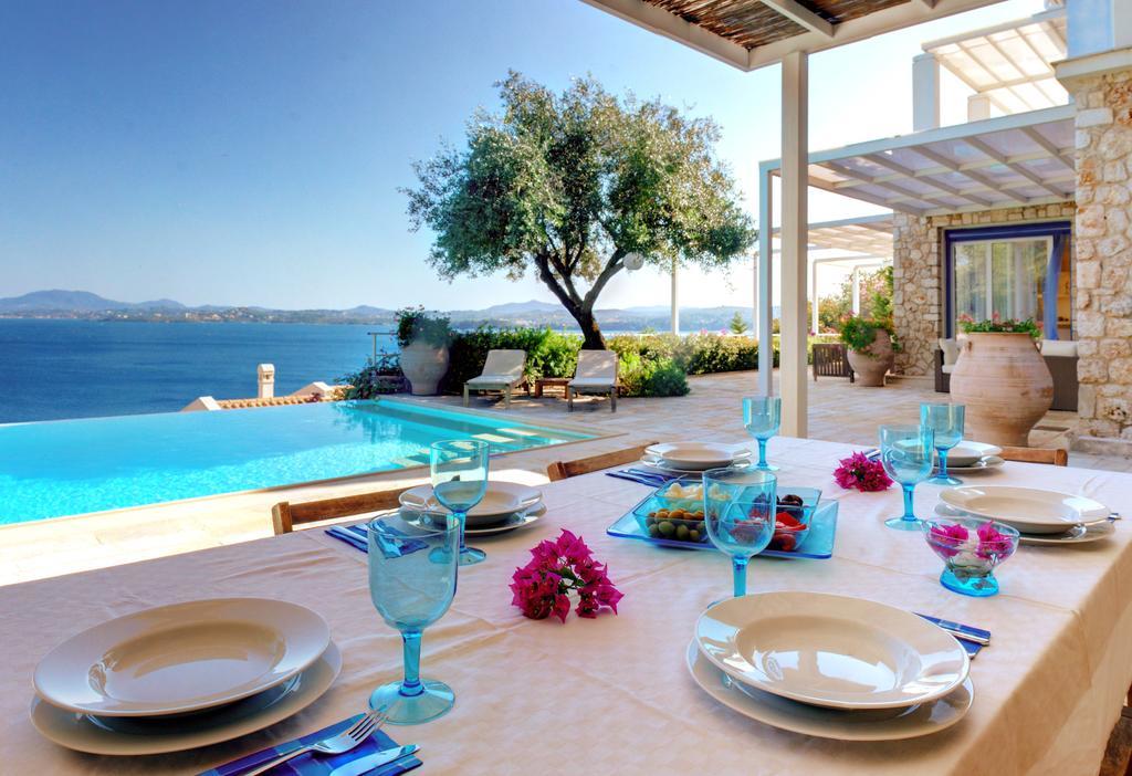 Corfu Luxury Villas Barbati Exterior photo