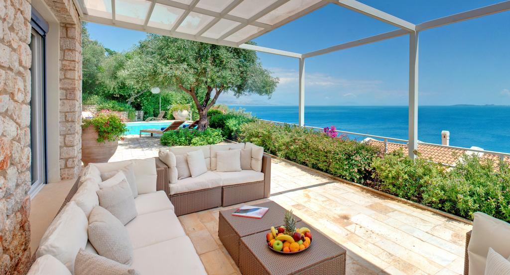 Corfu Luxury Villas Barbati Exterior photo