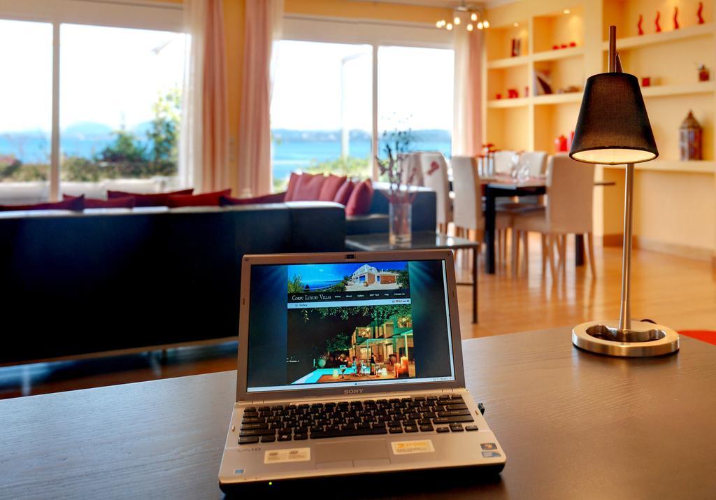 Corfu Luxury Villas Barbati Exterior photo